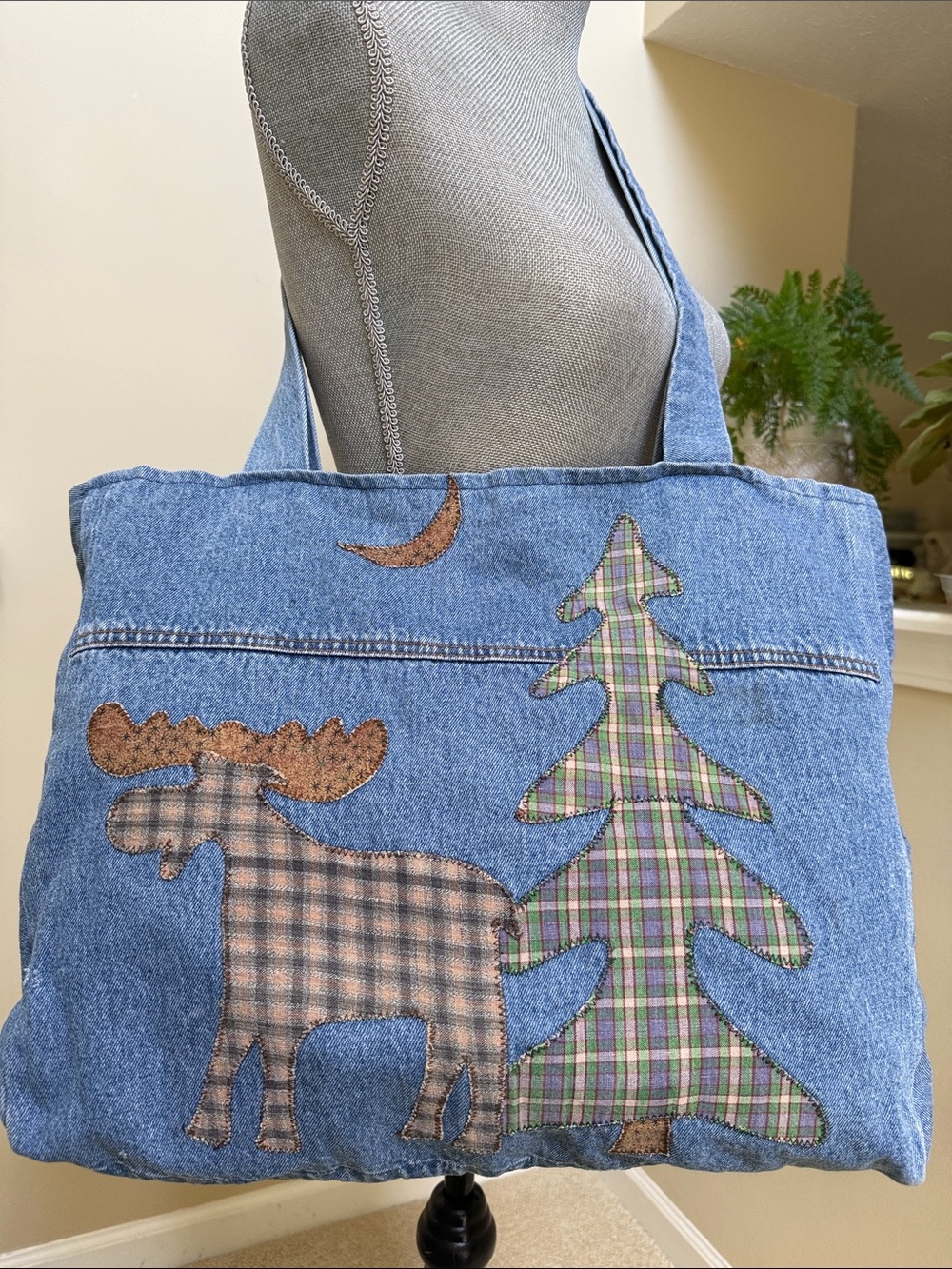 New w/o tag Denim Stonewashed Tote Bag with Plaid Moose & Tree Appliqué - Blue